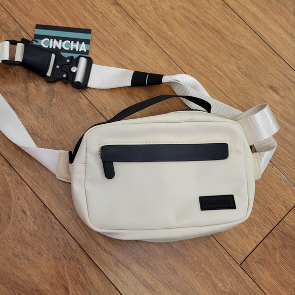 Cinch Women's Cream and Black Crossbody Bag - Picture 9 of 12